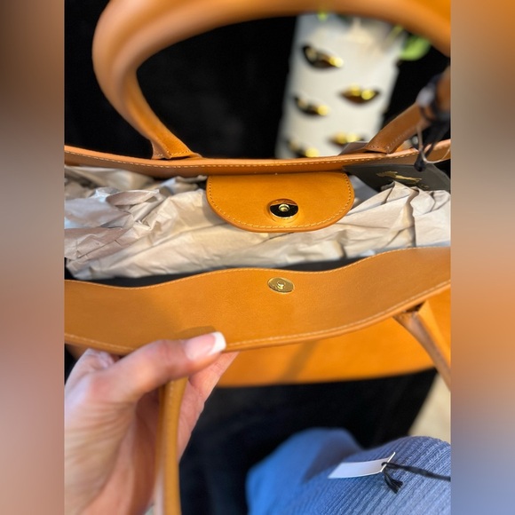 💛NWT- Claudia Firenze Caramel  look alike Margaux VIRAL GORGEOUS Leather Bag💛 - Picture 6 of 12